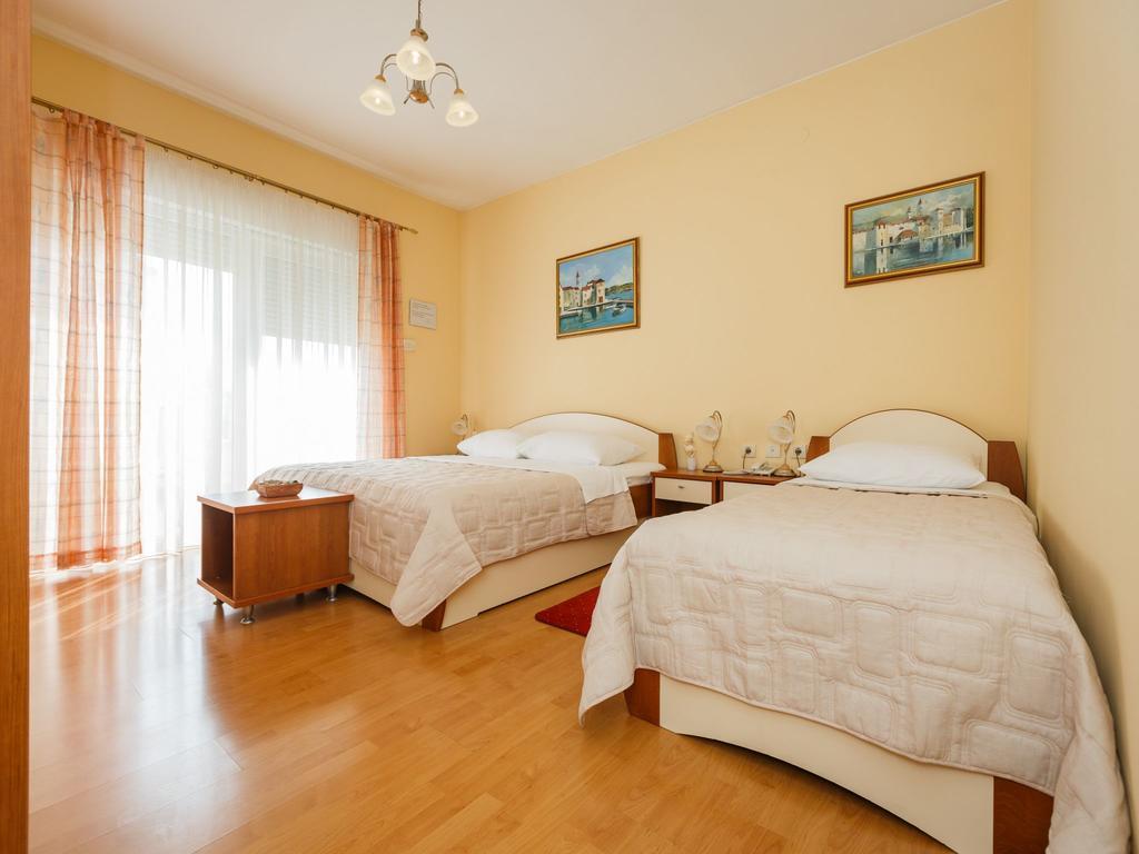 Hotel Adria คาชเตลา ภายนอก รูปภาพ